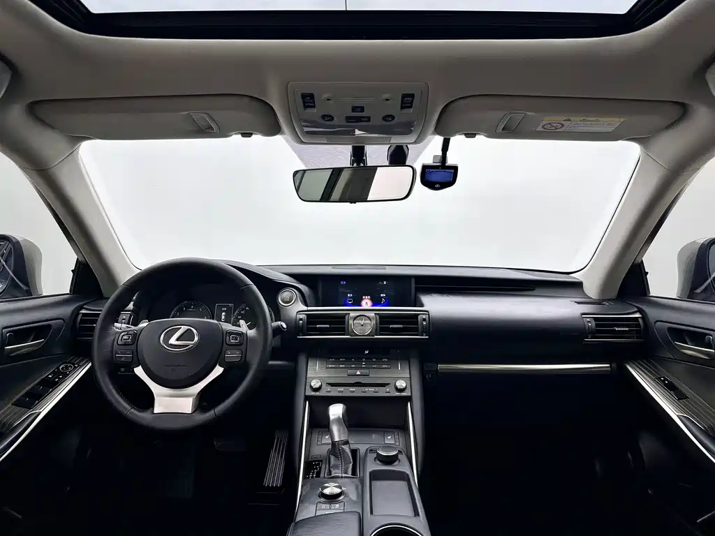 Lexus IS 300 Sharp Fashion Edition, фото 7
