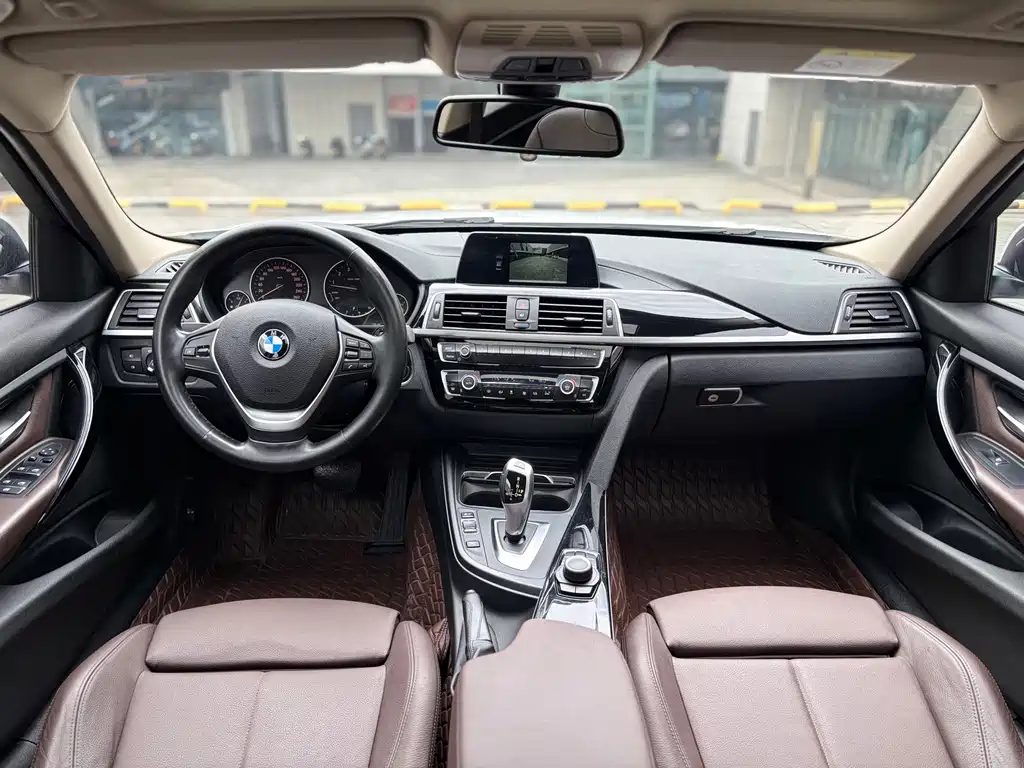 BMW 3 Series — миниатюра 5