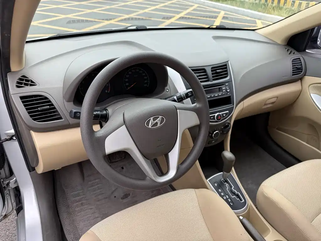 Hyundai Verna — миниатюра 9