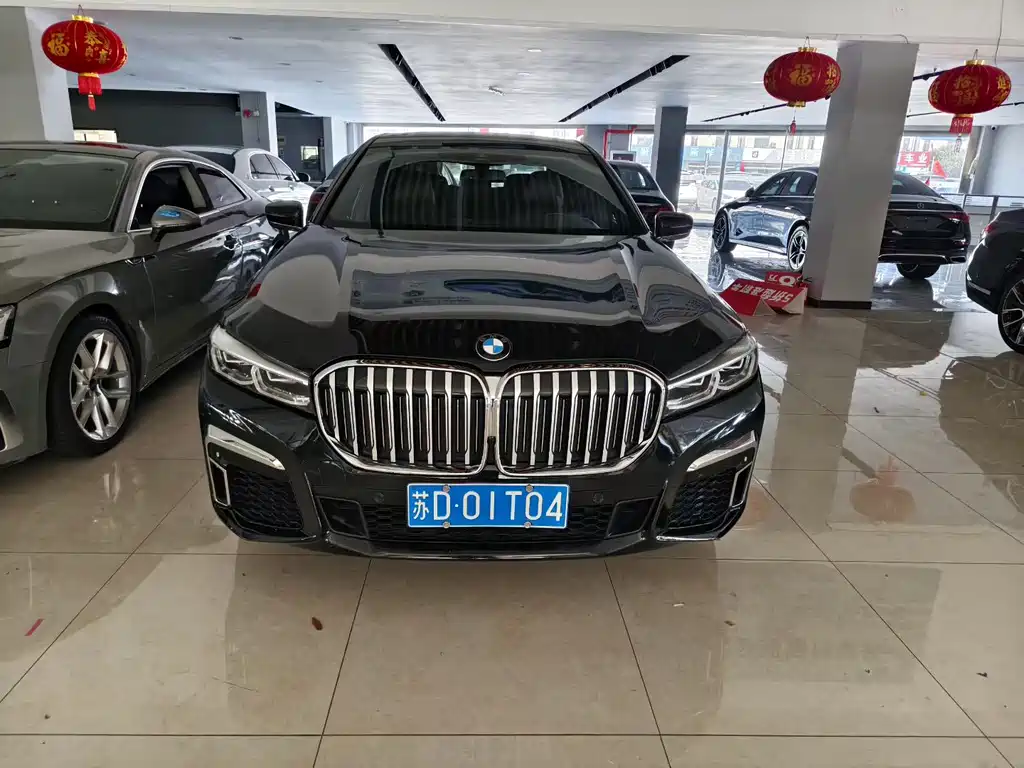 BMW 7 Series — миниатюра 2