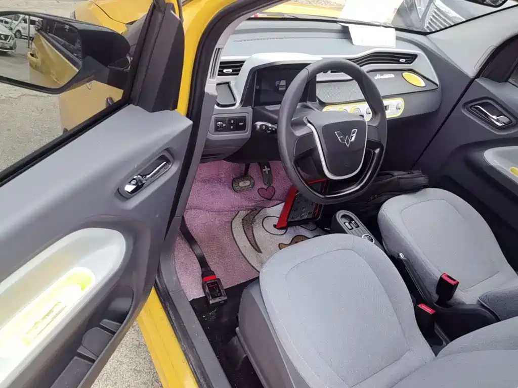Wuling MINIEV — миниатюра 16