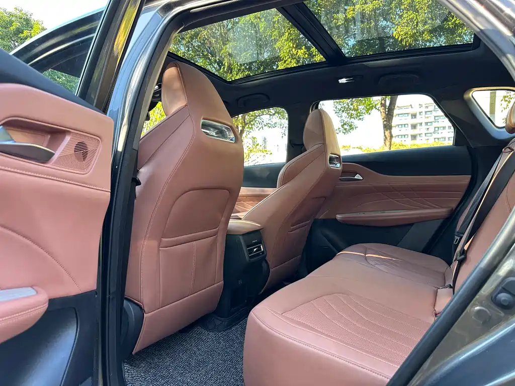 CHANGAN UNI Z NEW ENERGY