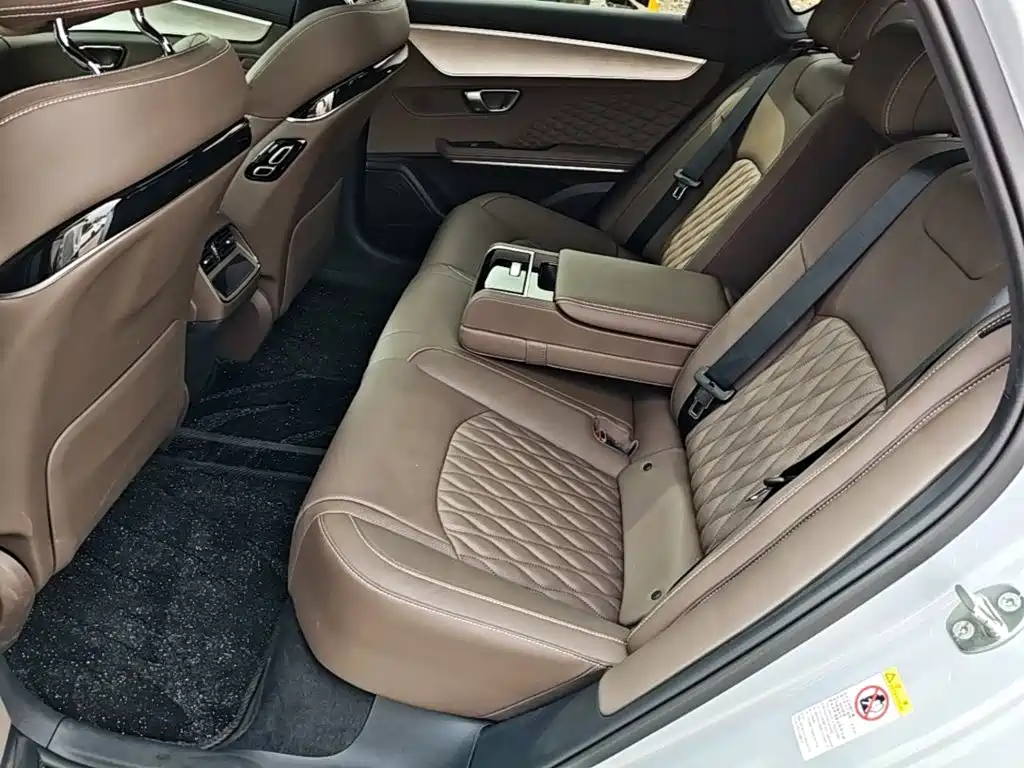 BYD Han — миниатюра 17