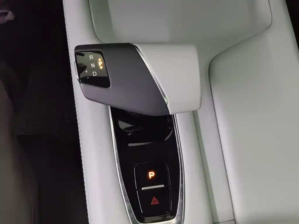 Changan UNI-Z — миниатюра 14