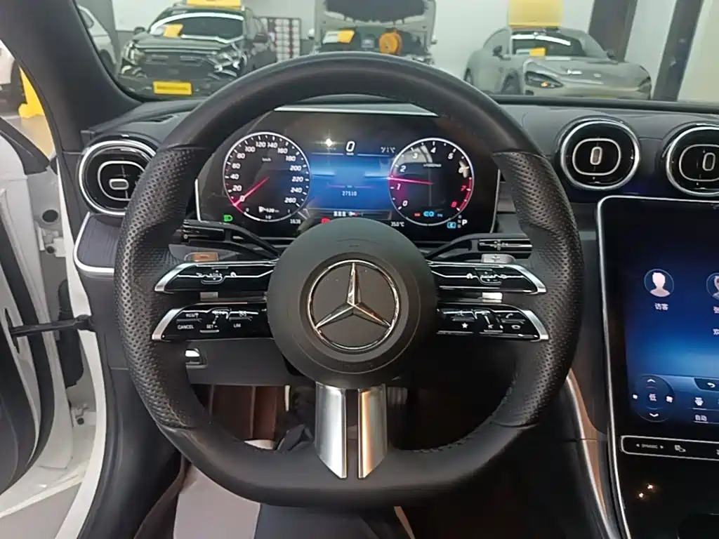 Mercedes-Benz C-Class — миниатюра 11