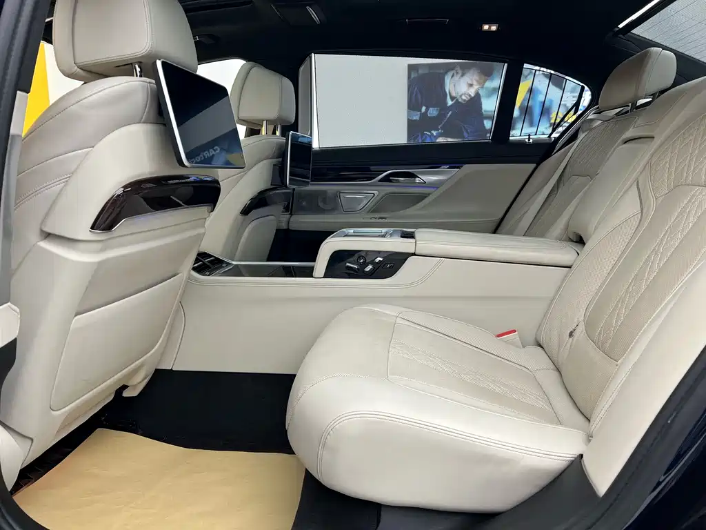 BMW 7 Series 7 2016 740Li Premium
