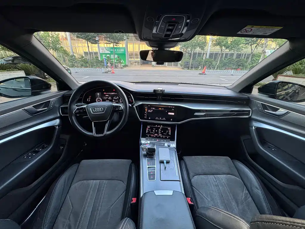 Audi A6L 2020 45 TFSI quattro
