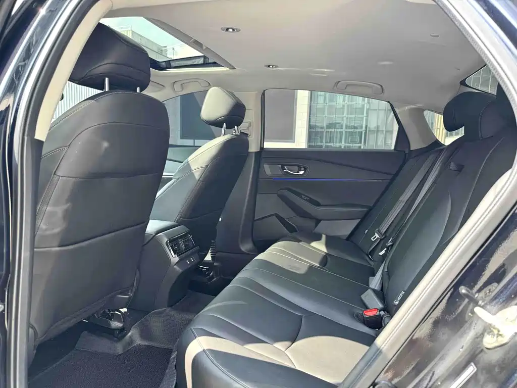Honda Accord — миниатюра 6
