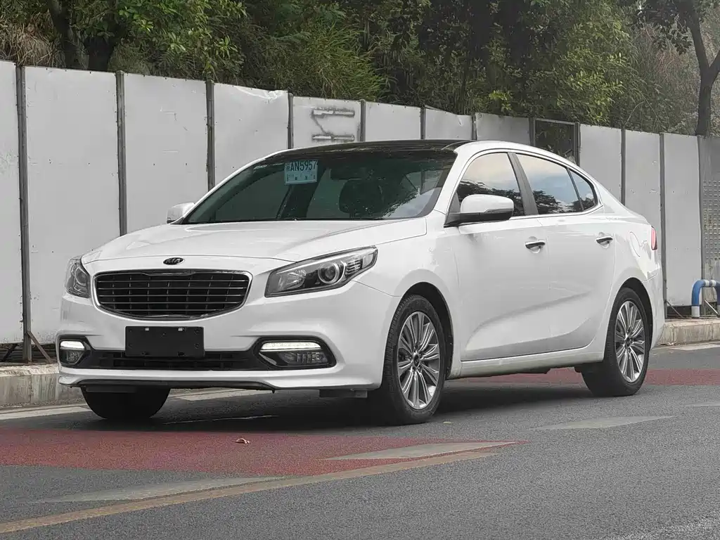 Kia K4