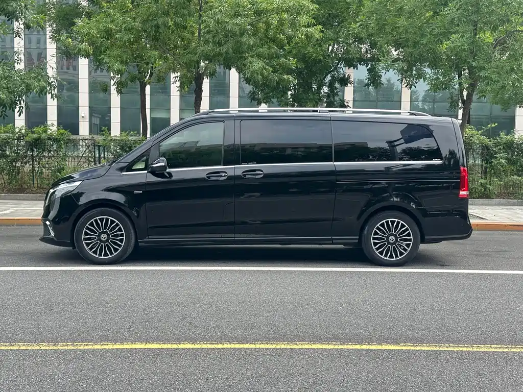 Mercedes-Benz V-Class — миниатюра 4