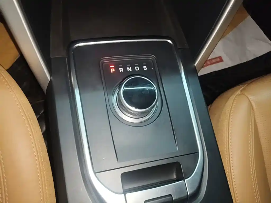 Land Rover Discovery Sport — миниатюра 14