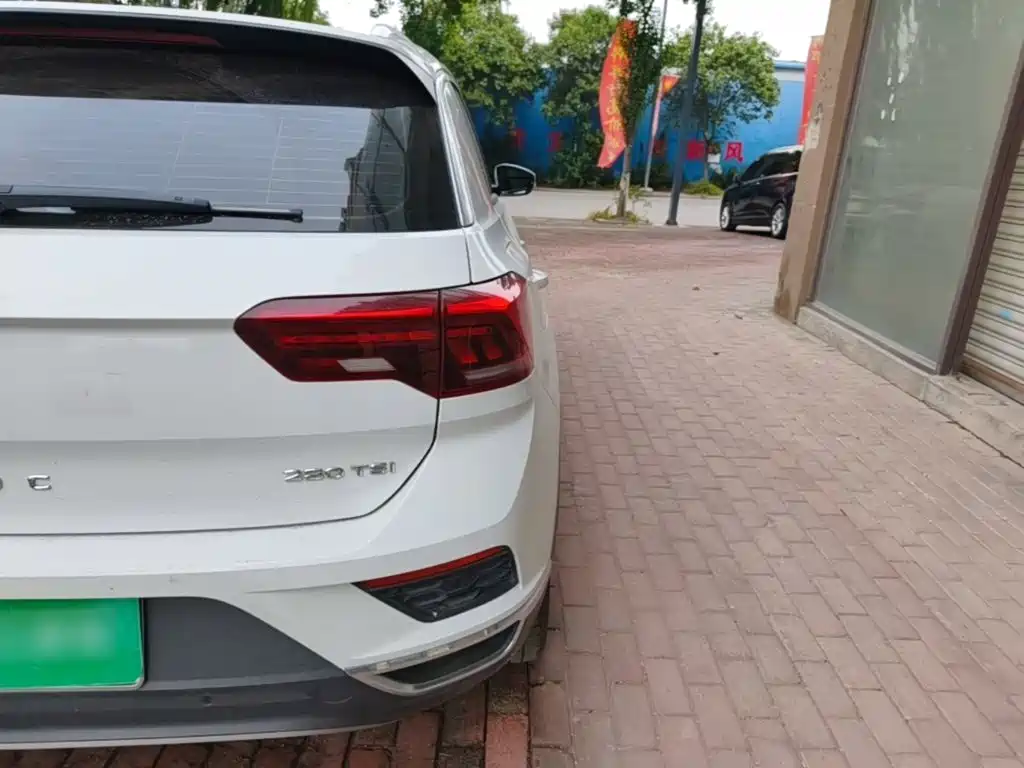 Volkswagen T-Roc — миниатюра 8