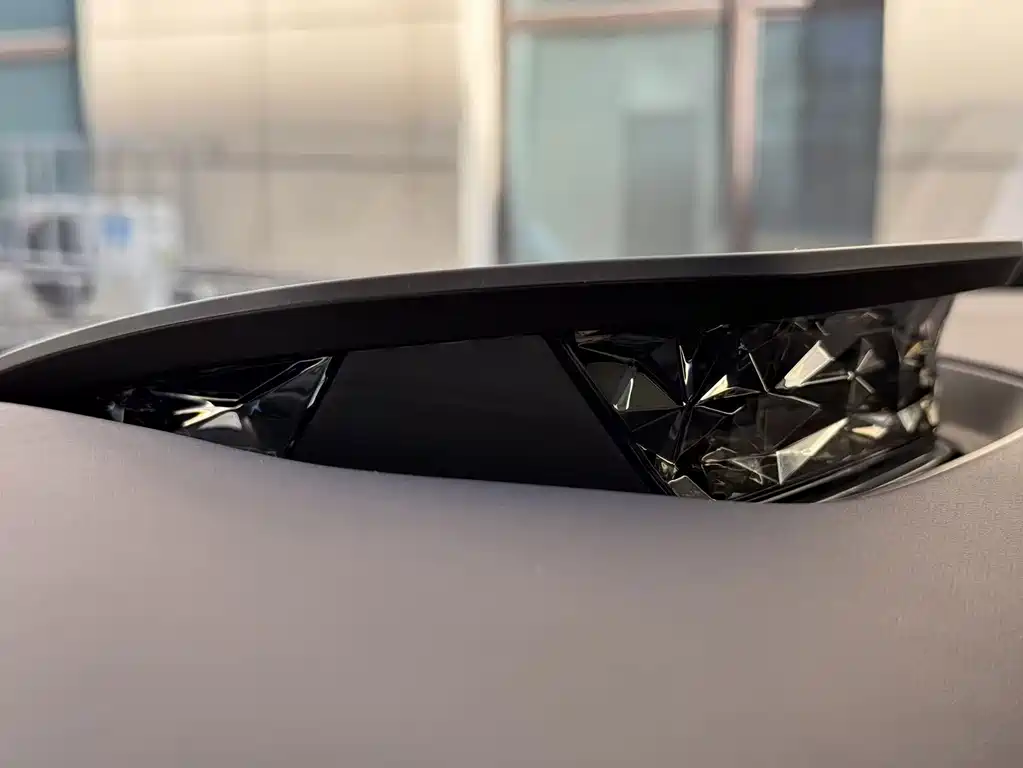 Denza Denza N9 — миниатюра 8