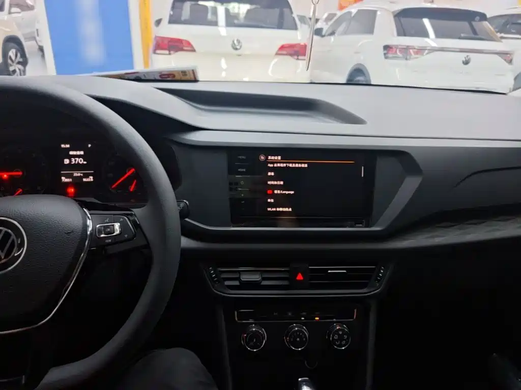 Volkswagen Tharu — миниатюра 10