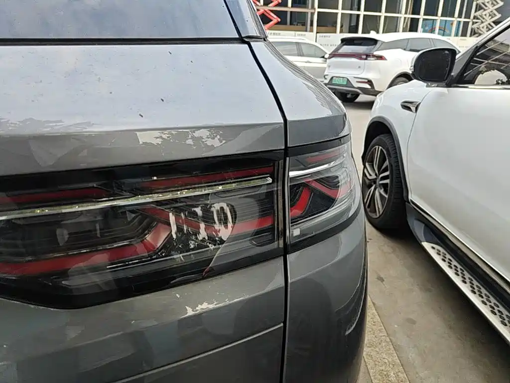 BYD L DM-i — миниатюра 8