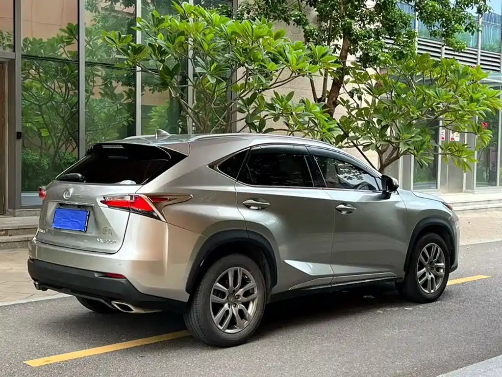 Lexus NX — миниатюра 7