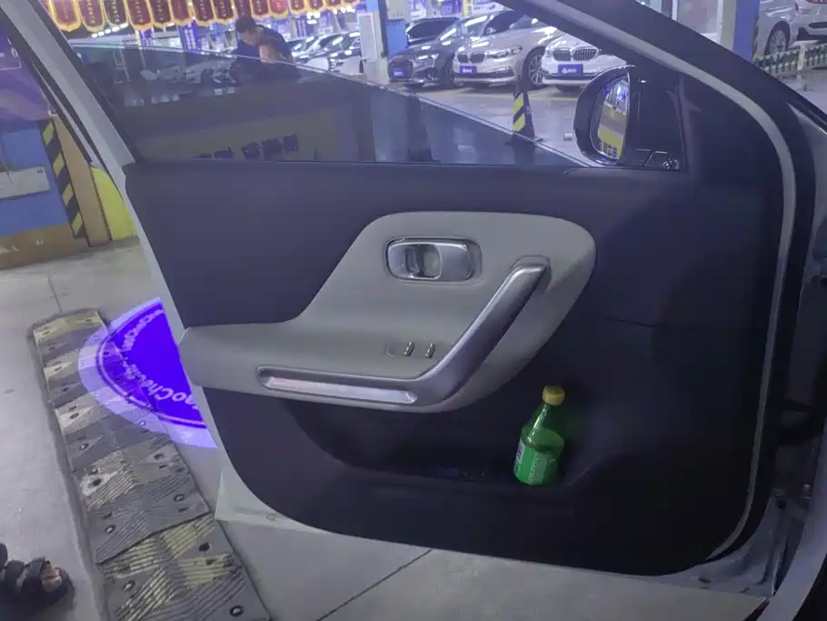 Leapmotor Leapmotor B01 — миниатюра 7