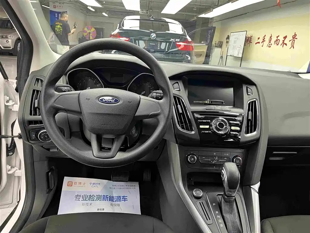 Ford Focus — миниатюра 7
