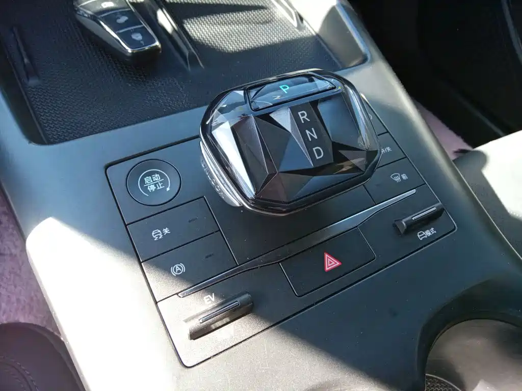 BYD Qin PLUS — миниатюра 10