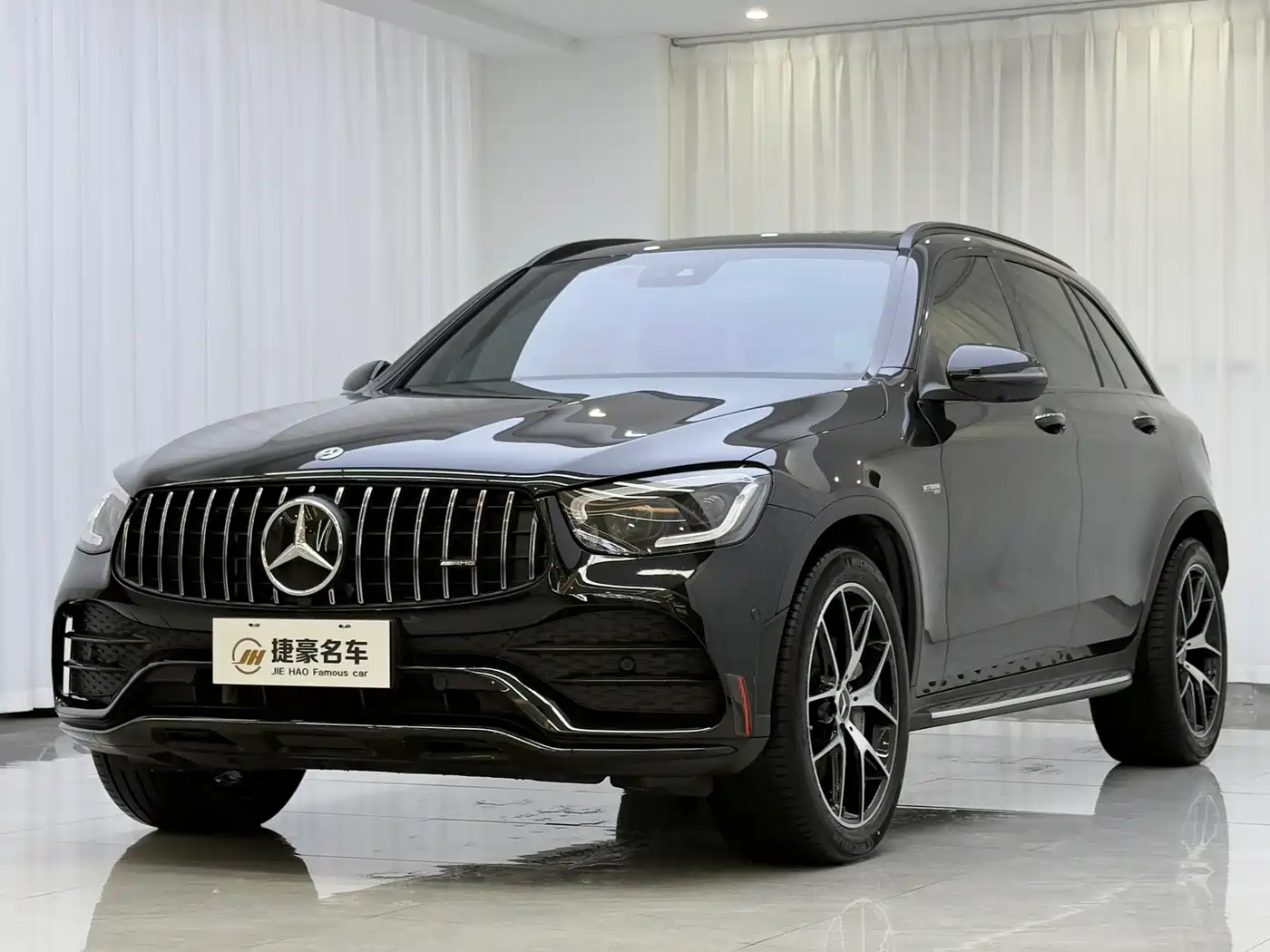 Mercedes-Benz GLC AMG
