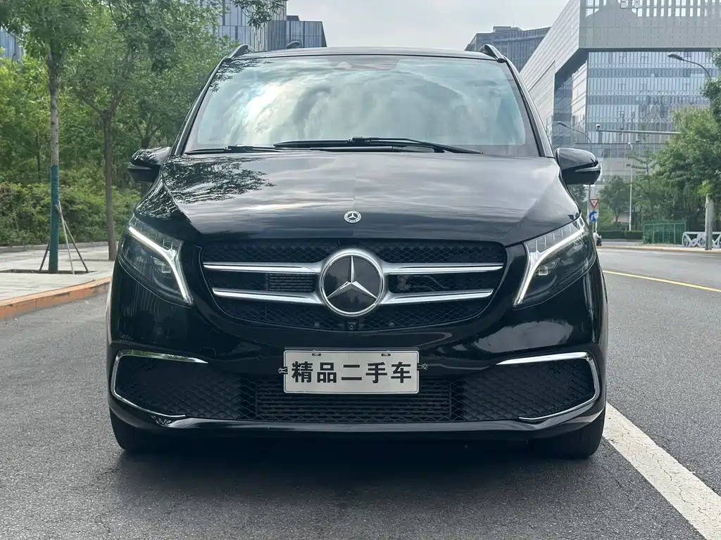 Mercedes-Benz V-Class — миниатюра 2