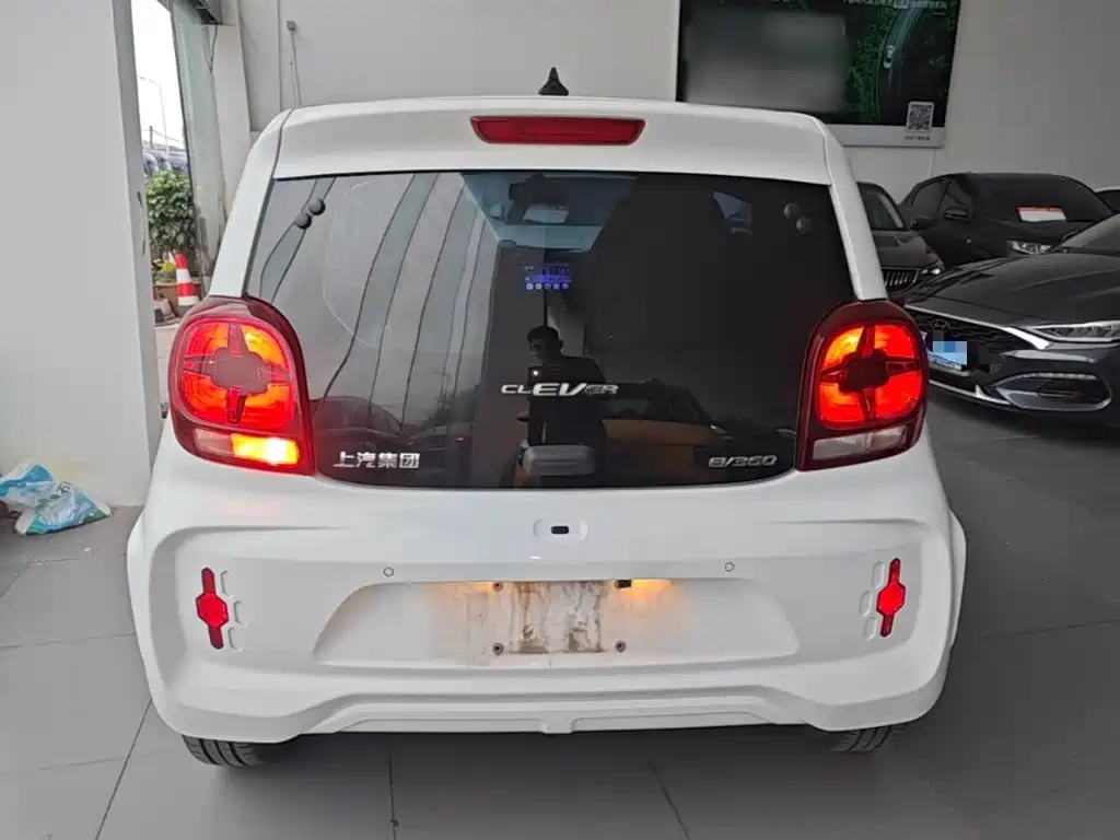 Roewe Clever — миниатюра 6