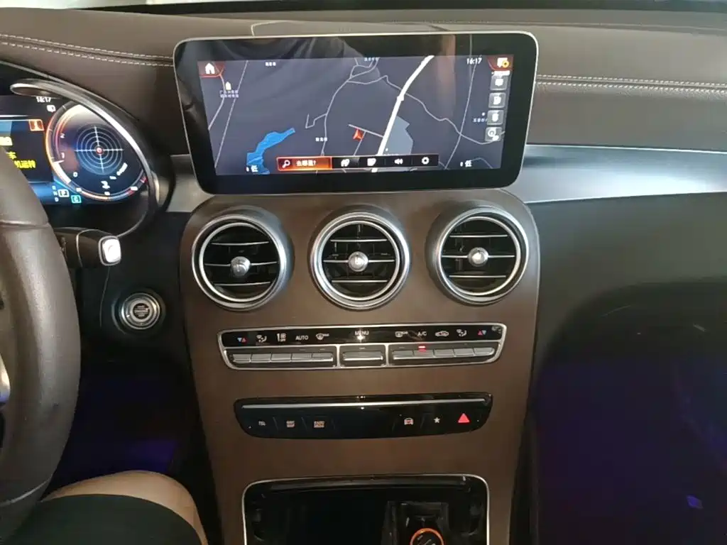 Mercedes-Benz GLC — миниатюра 13