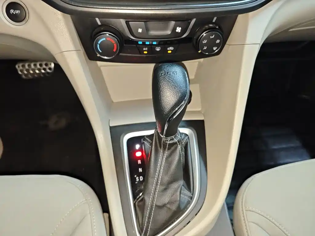 Buick Excelle — миниатюра 14