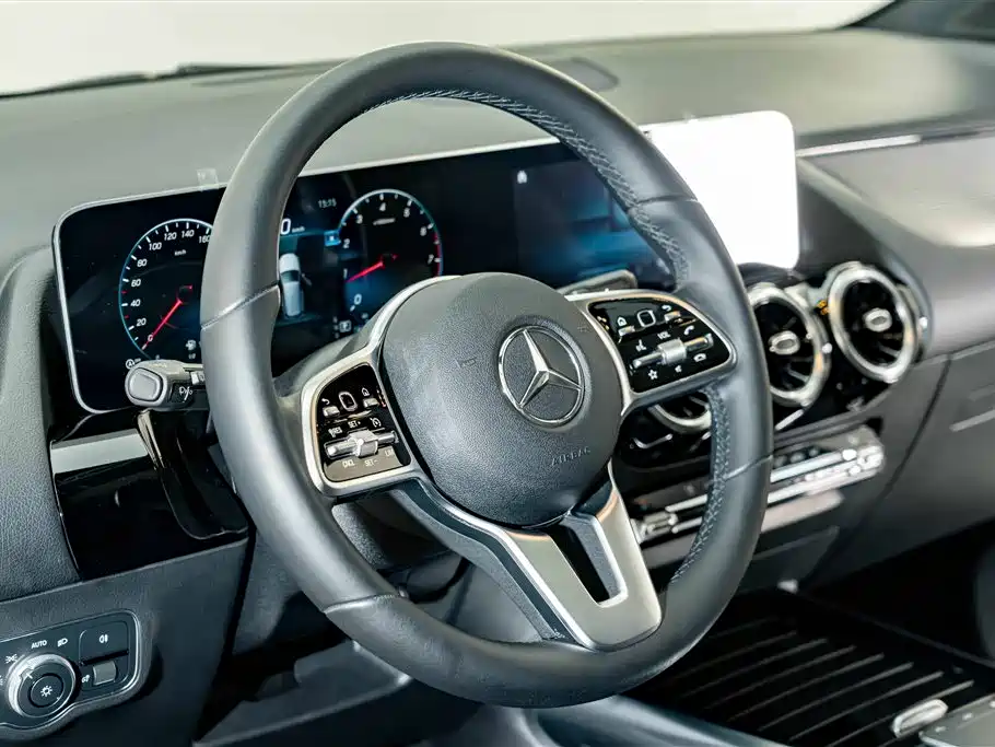 Mercedes-Benz B-Class — миниатюра 10