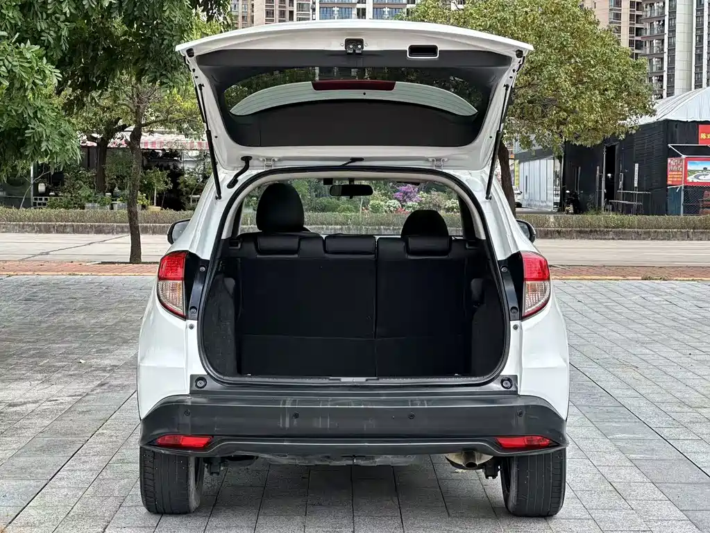 Honda Vezel — миниатюра 15