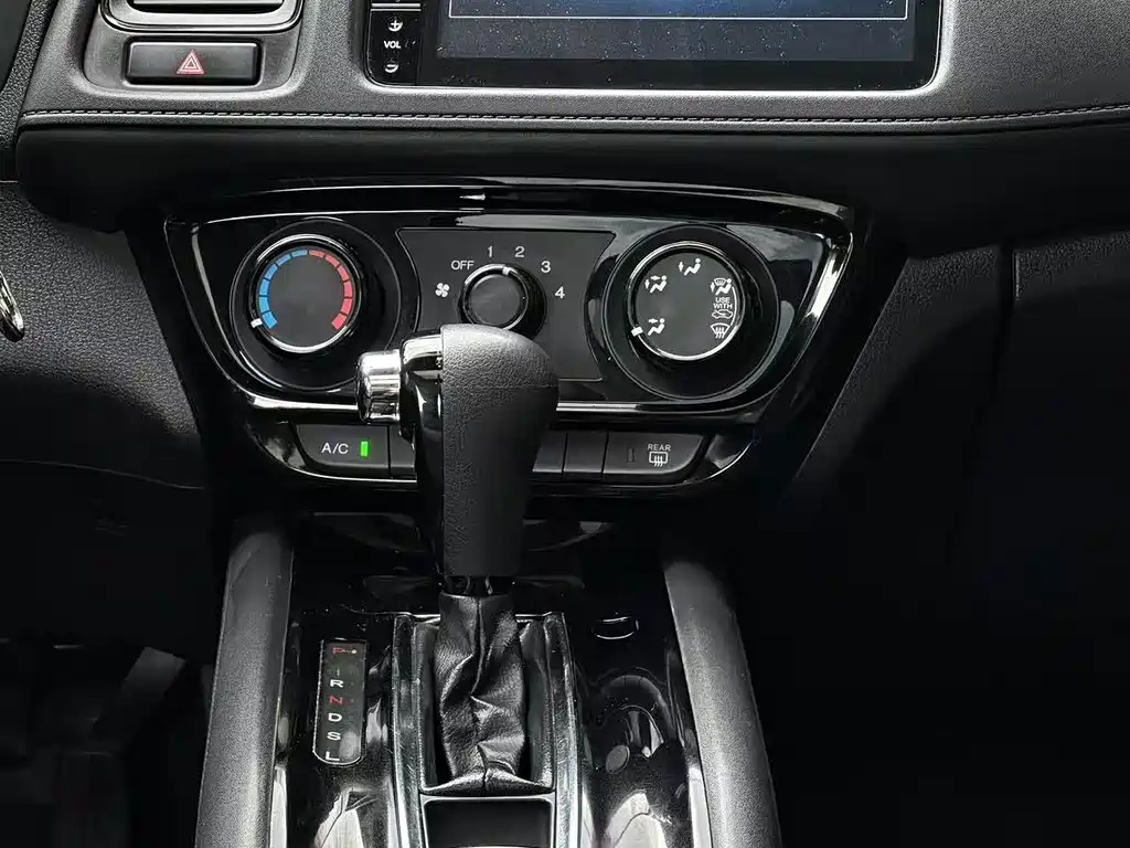Honda Vezel — миниатюра 11