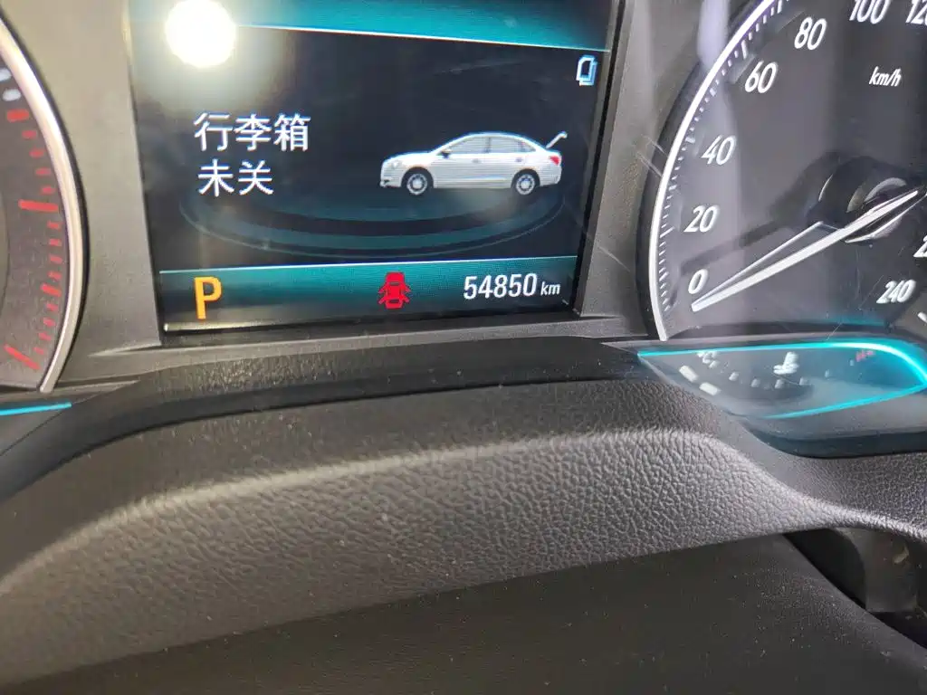 Buick Excelle — миниатюра 8