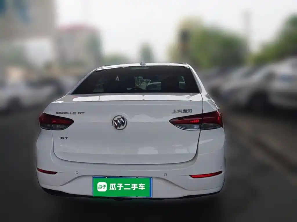 Buick Excelle — миниатюра 3