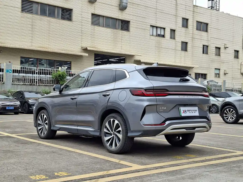 BYD PLUS New Energy — миниатюра 4