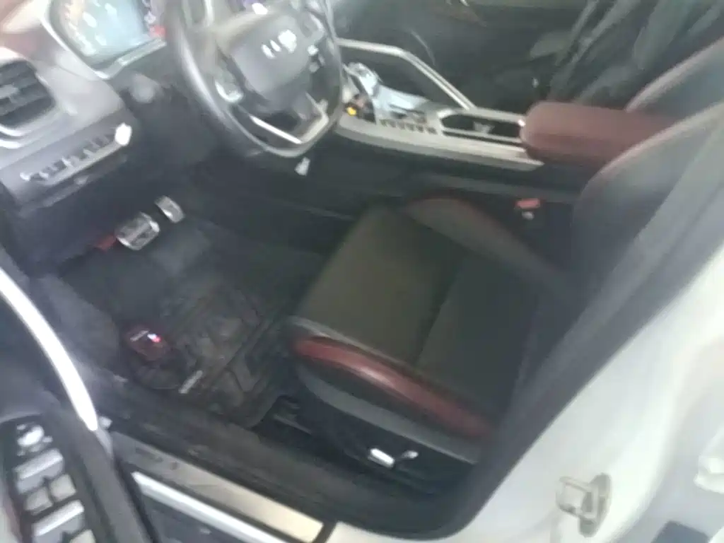 Geely Binyue — миниатюра 15