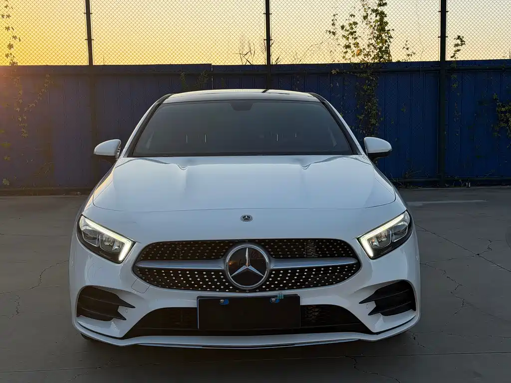Mercedes-Benz A-Class — миниатюра 2