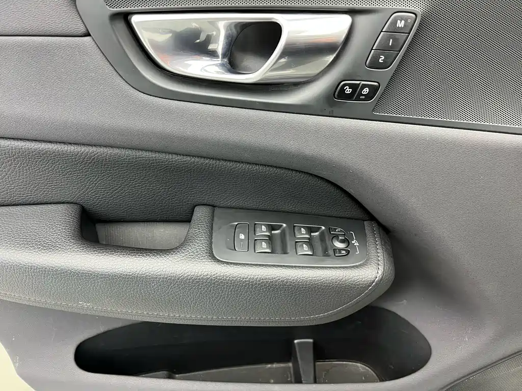 Volvo XC60 2021 T5 Luxury