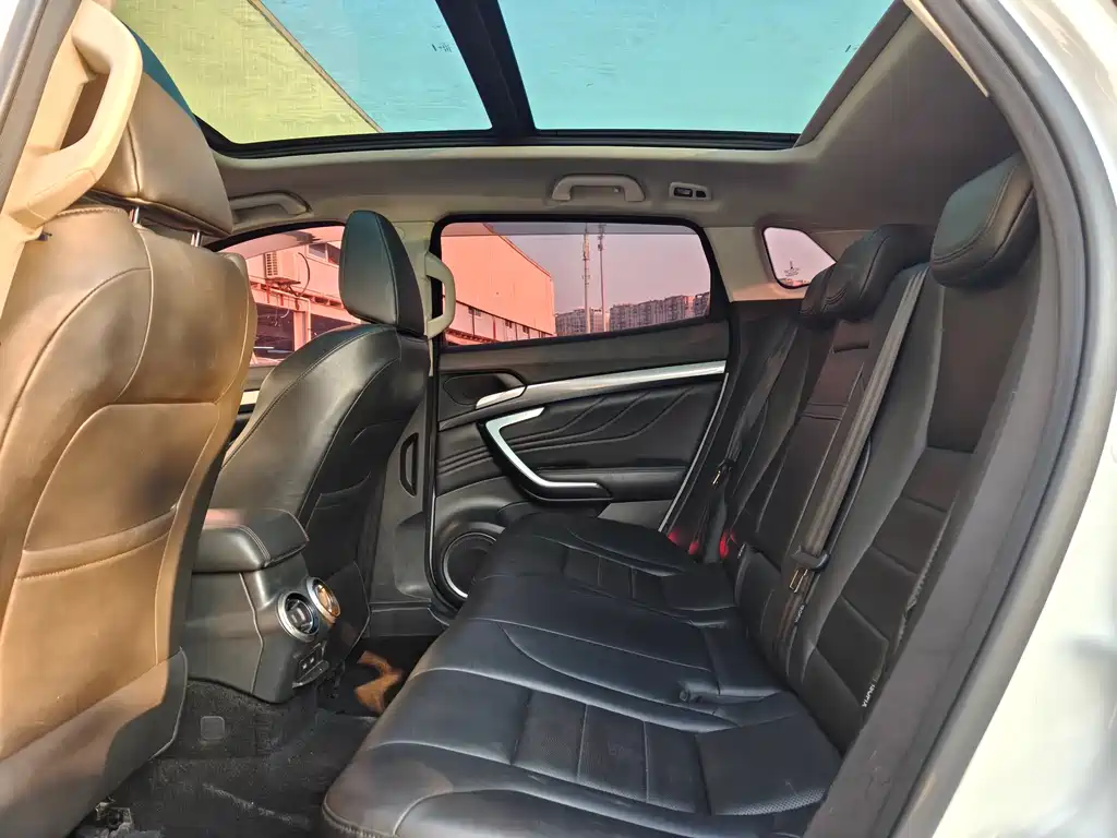 WEI PAI WEI BRAND VV7