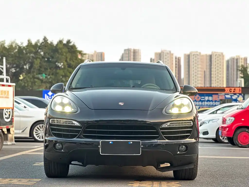 Porsche Cayenne 2014