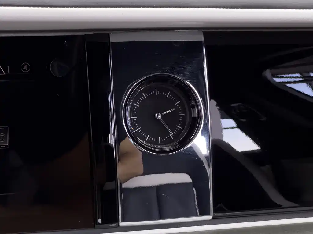 Rolls-Royce Ghost — миниатюра 37