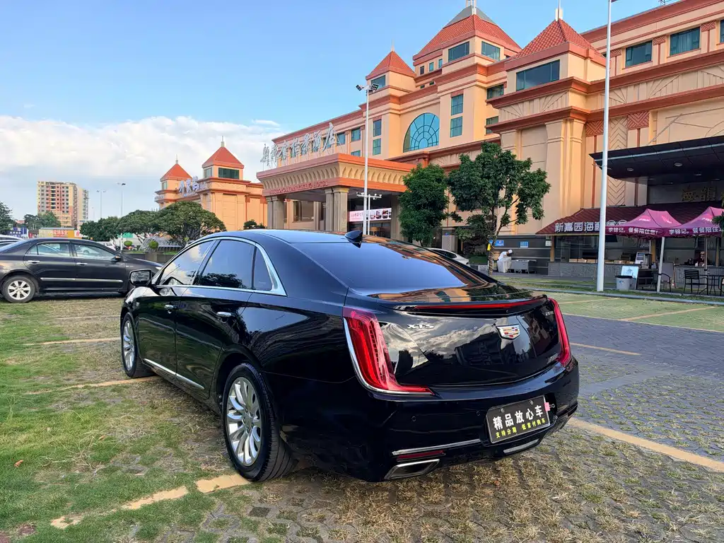 Cadillac XTS — миниатюра 4