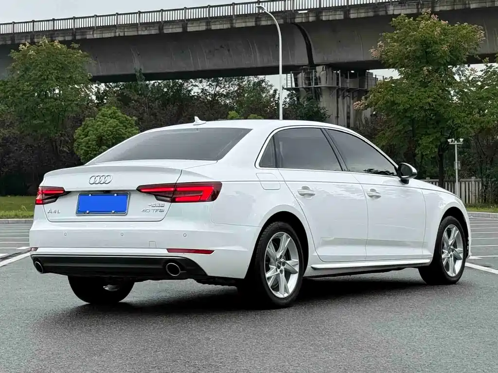Audi A4L — миниатюра 6
