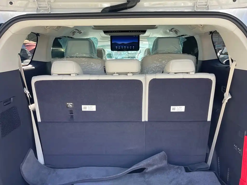 Buick GL8 Hybrid — миниатюра 15