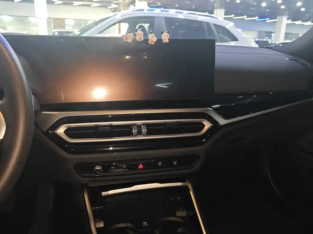BMW 3 Series — миниатюра 15