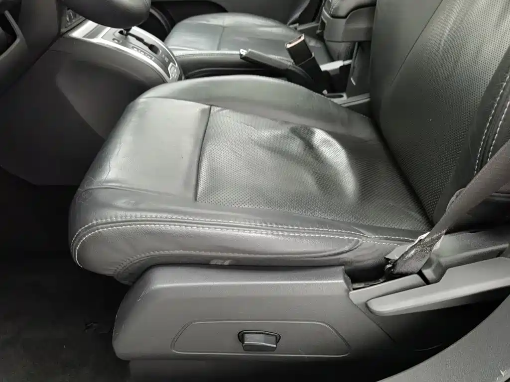 Jeep Compass (Import) — миниатюра 20