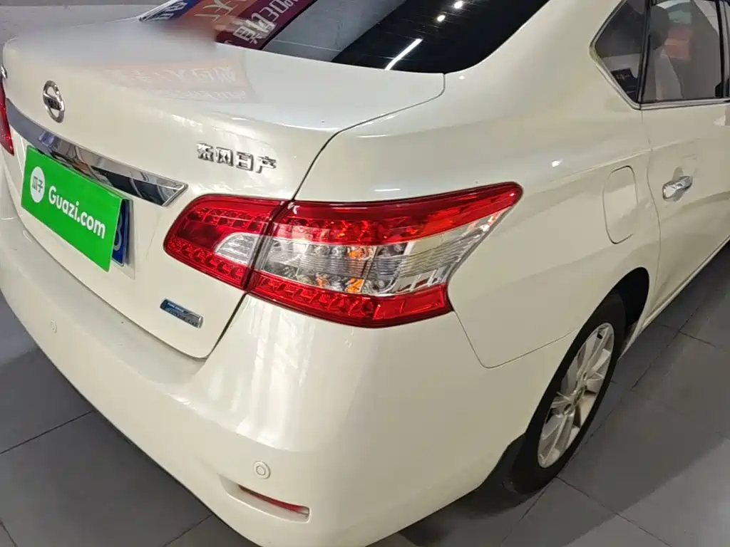 Nissan Sylphy — миниатюра 8