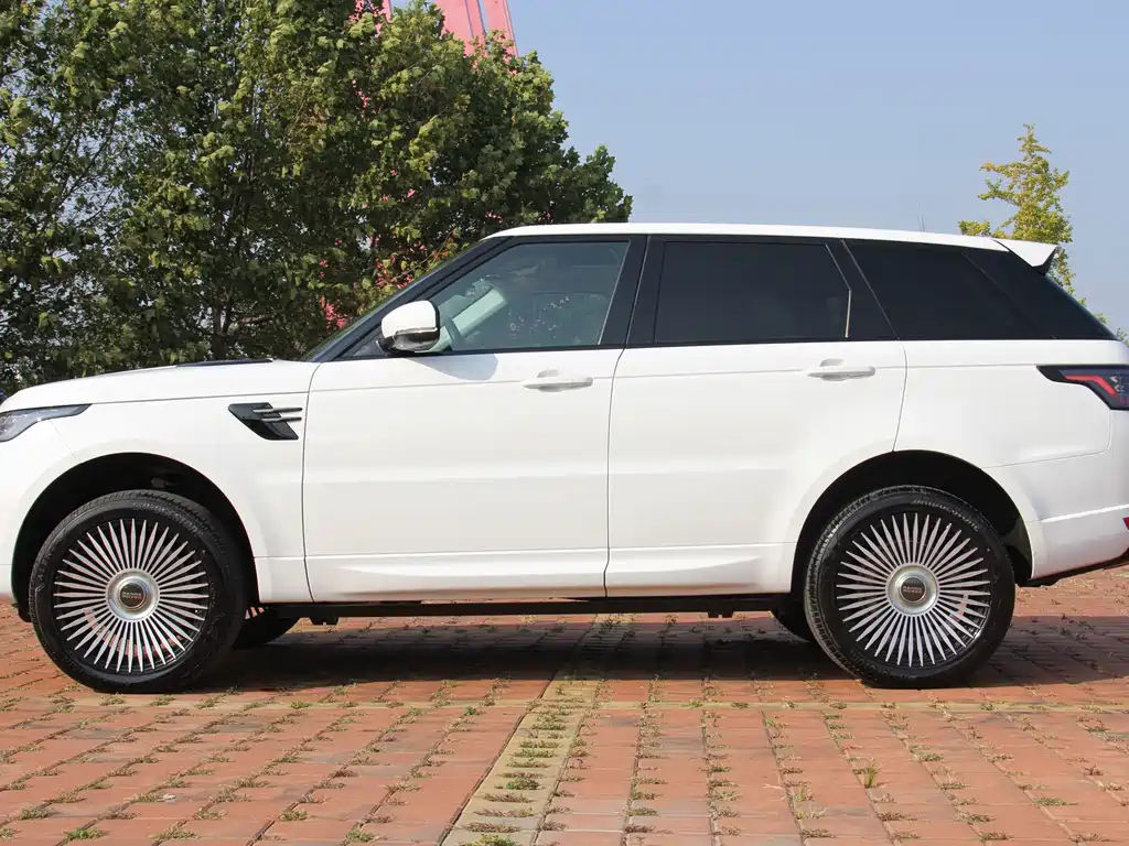 Land Rover Sport — миниатюра 4