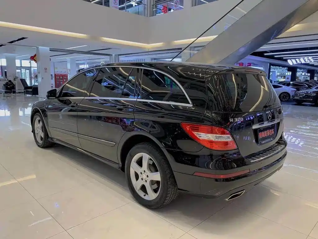 MERCEDES-BENZ R CLASS