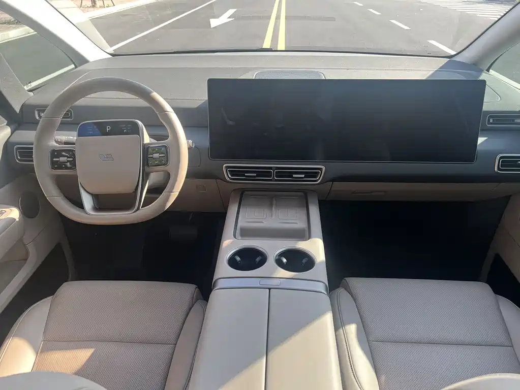 Li Auto Li MEGA — миниатюра 6