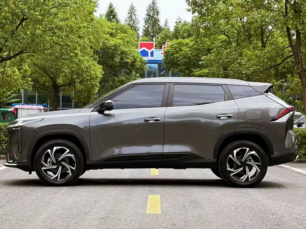Geely Boyue — миниатюра 8
